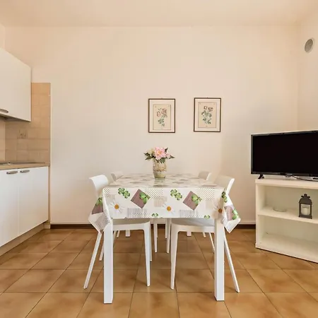 Apartment Da Costanza Montagna Piano Terra 2 Malcesine